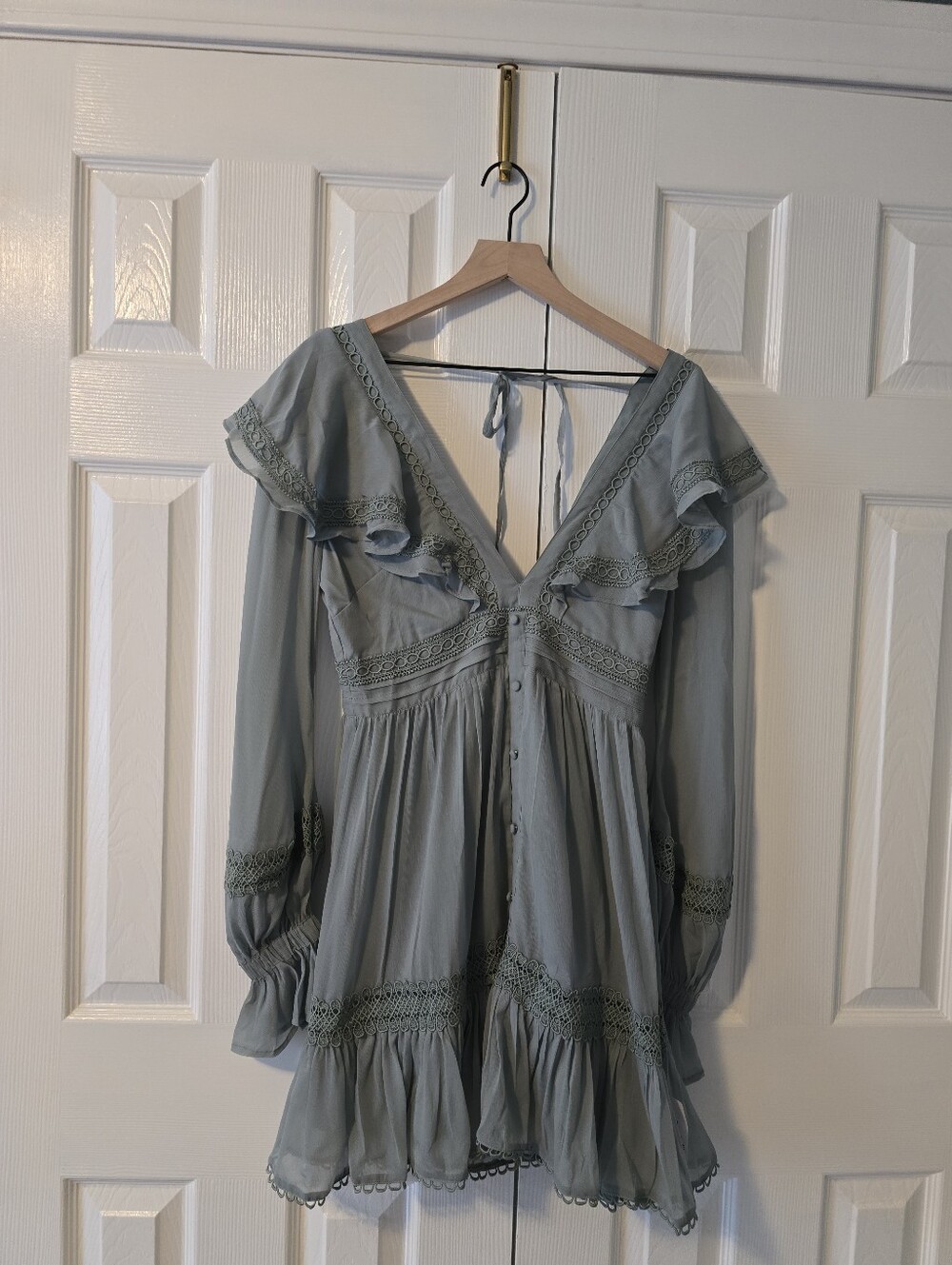 Boho Ruffle V-Neck Long Sleeve Dress - Sage Green
